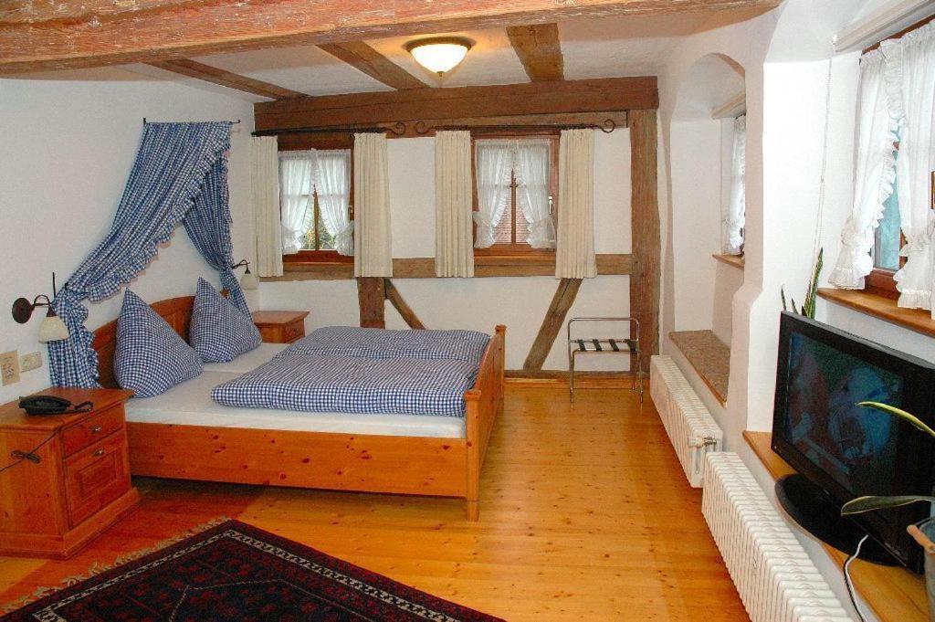 Landhaus Zum Falken Tauberzell Luaran gambar